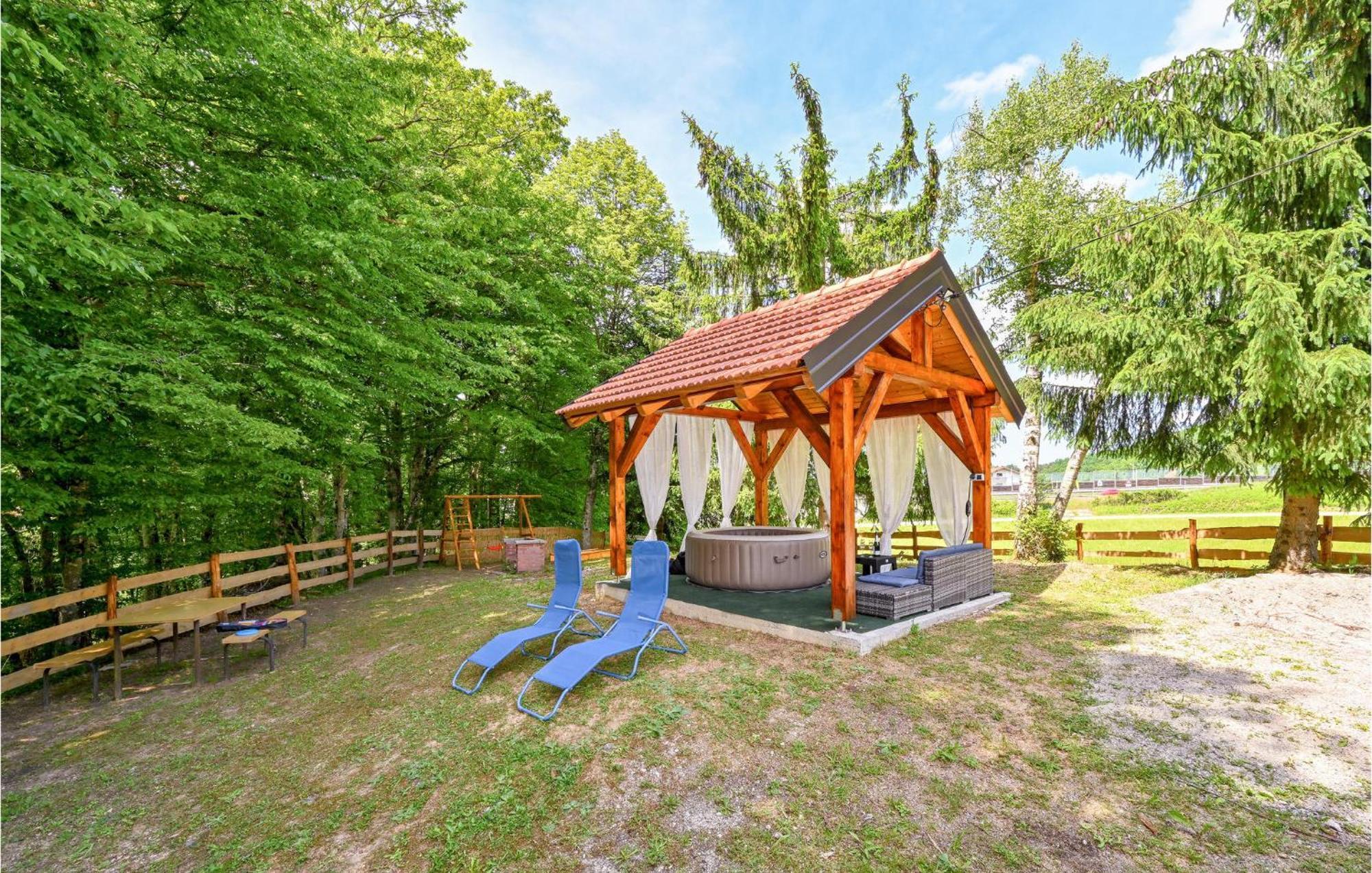 2 Bedroom Gorgeous Home In Gornje Stative Exterior foto