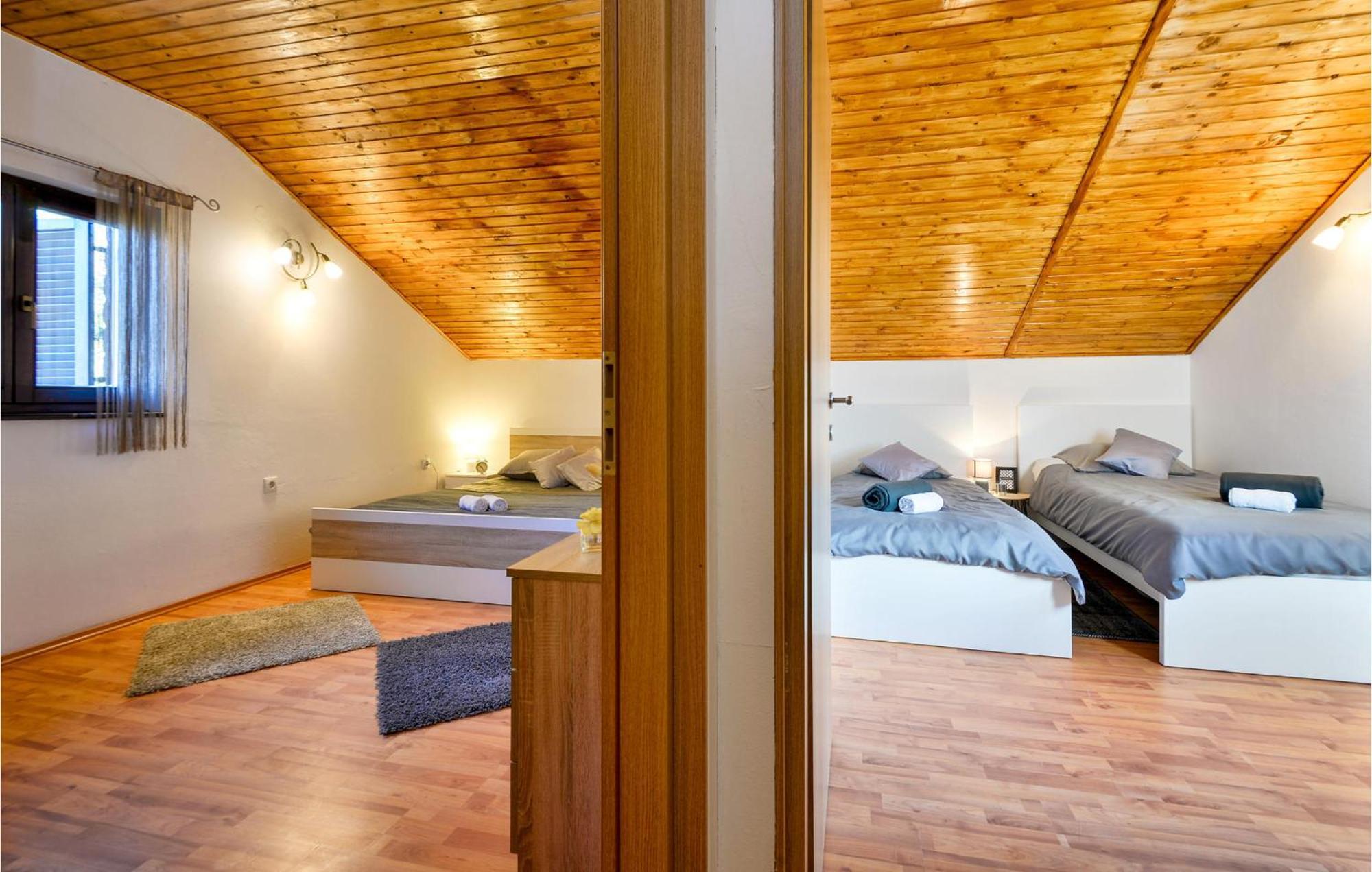 2 Bedroom Gorgeous Home In Gornje Stative Exterior foto